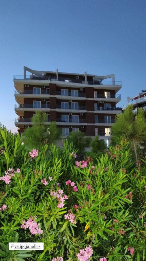 Summerhousevelipoje-te Kompleksi Fishta-q1,36 Apartament *
